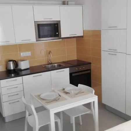 Apt. Bay View In Old Town With Balcony البوفيرا