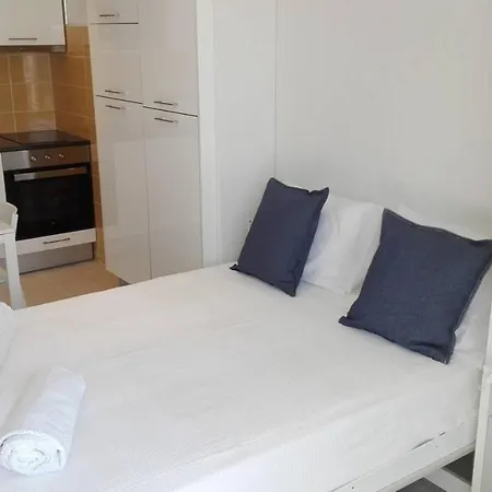Apt. Bay View In Old Town With Balcony 阿尔布费拉